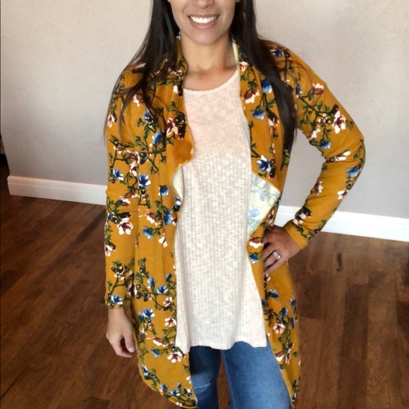 New Draped Mustard Floral Cardigan - Picture 3 of 8